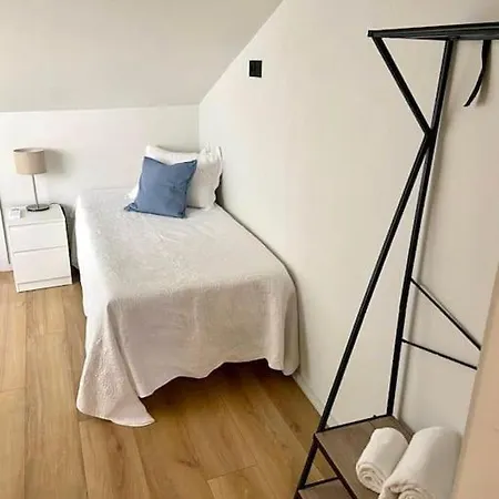 Flat Moderno E Em